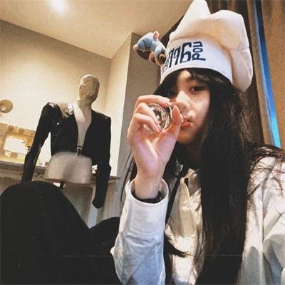 黑暗中的吟唱